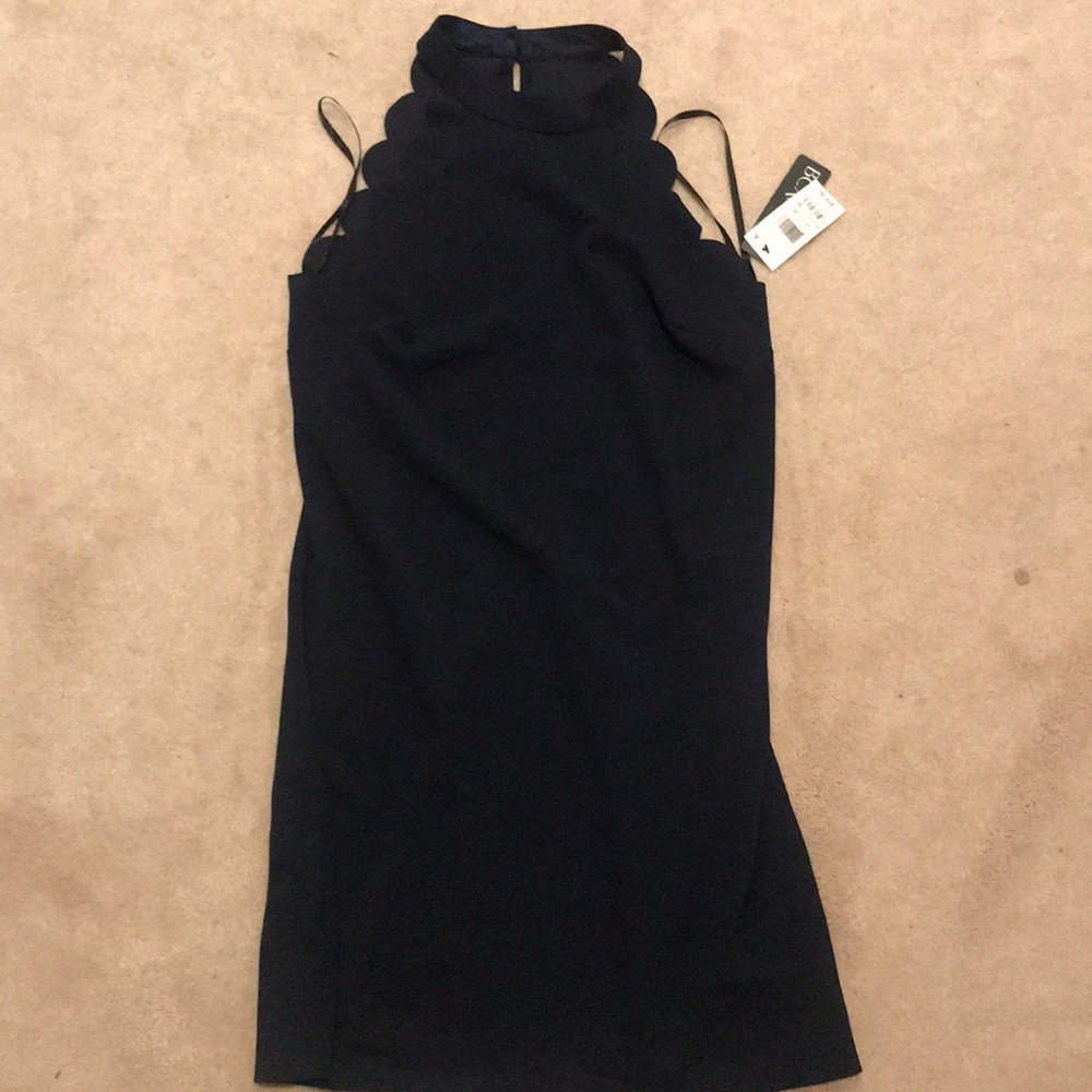 Scallion neck dress
